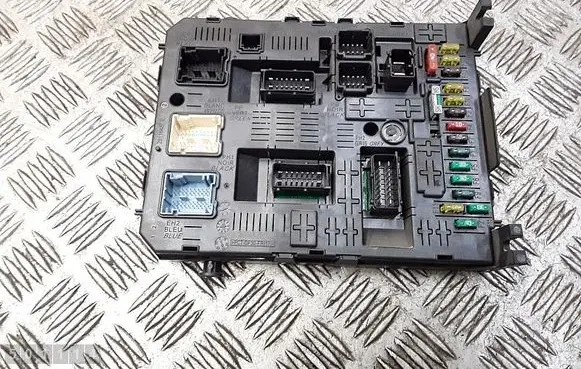 Citroen Jumpy Fuse module 9664059080