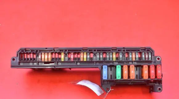 BMW 5 E60 E61 Fuse box set 6957330