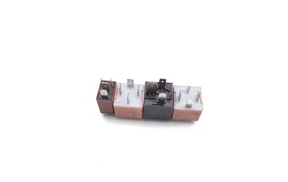 Renault Master III Other relay 8200333352 22204039