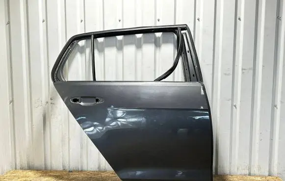 Volkswagen Golf VII Rear door 5G4833312L 18654