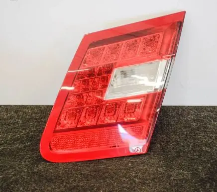 Mercedes-Benz E W212 Tailgate rear/tail lights A2128200864