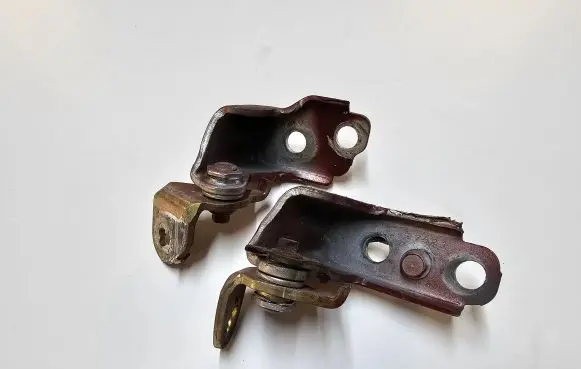 Ford Mustang VI Front door hinges set 27521 10321