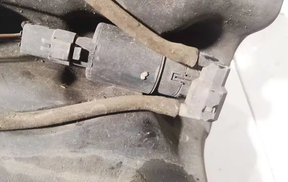 Citroen C5 Windscreen/windshield washer pump 