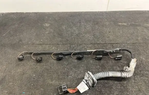 BMW 3 E90 E91 Fuel injector wires 756070504 5002684544