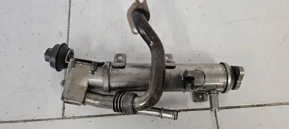 Audi A5 8T 8F EGR valve cooler 03L131512AH V100 19709