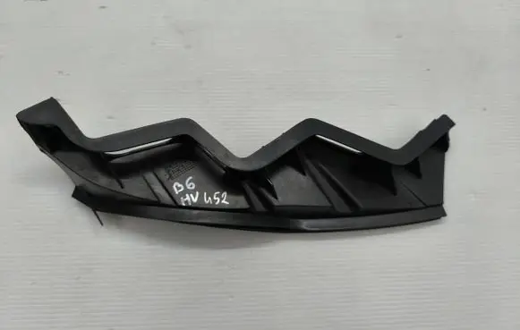 Volkswagen PASSAT B6 Headlight/headlamp mounting bracket 3C0807889