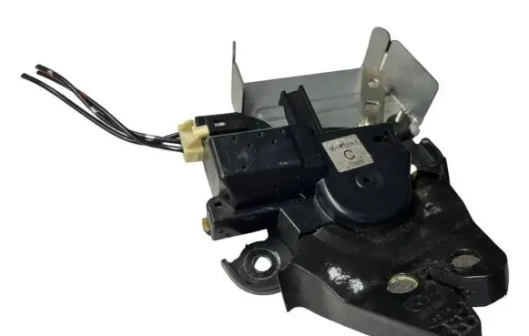 Mazda 3 II Tailgate/trunk/boot lock/catch/latch 9D140013
