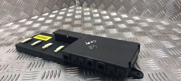 Jaguar XJ X351 Fuse module 318986049 8999000000