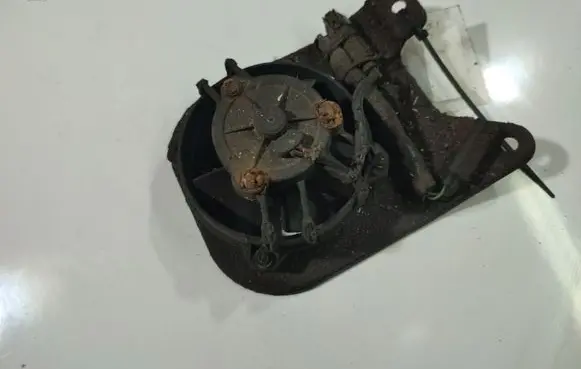 Mini One - Cooper R50 - 53 Radiator cooling fan shroud 