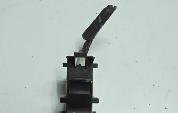Toyota RAV 4 (XA30) Quarter vent window switch 