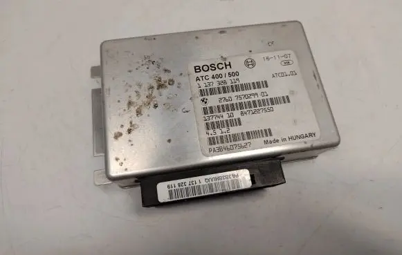 BMW X3 E83 Transfer box differential control unit 27607570299 27607599883 1137328119