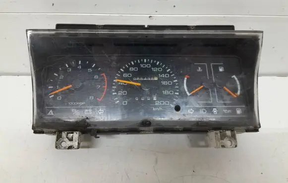 Mitsubishi Colt Speedometer (instrument cluster) MB281286 328070