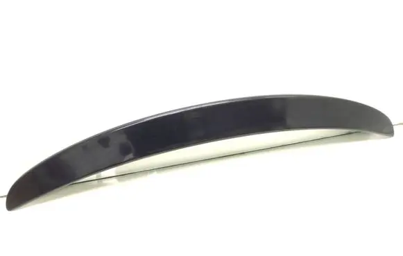 Tailgate/trunk spoiler