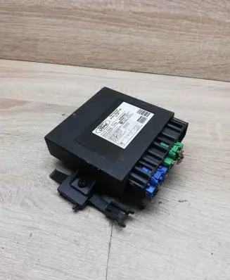 Ford Focus Comfort/convenience module 98AG15K600DB 5WK47230B