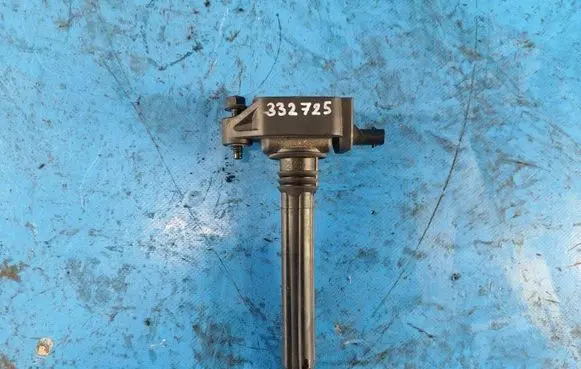 Chrysler 200 High voltage ignition coil 05149168