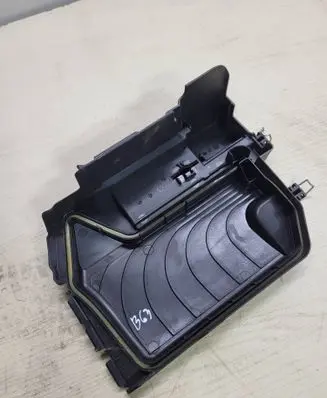Mercedes-Benz B W246 W242 Fuse box cover A2465400182