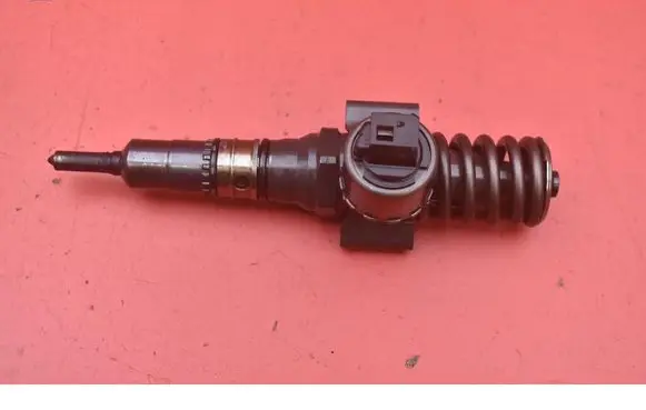 Dodge Caliber Fuel injector 03G130073G