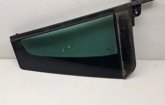 Volkswagen Tiguan Rear vent window glass 5NA845214