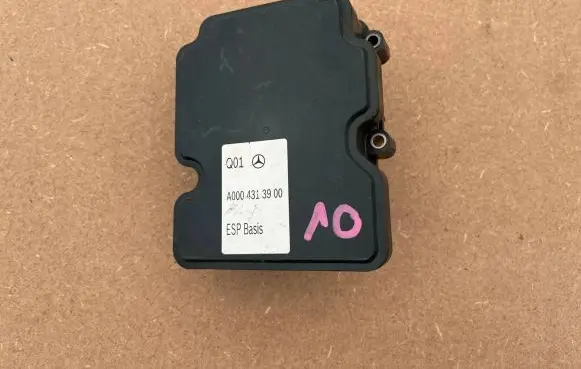 Mercedes-Benz GLA W156 X156 ABS control unit/module A0004313900