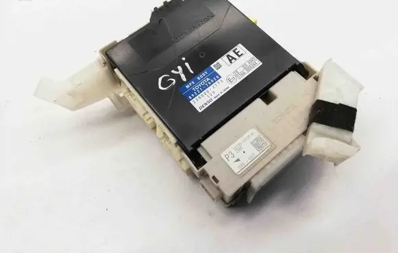 Lexus CT 200H Central body control module 8922176020