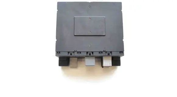 Volkswagen PASSAT B6 Central body control module 3C0937049AD
