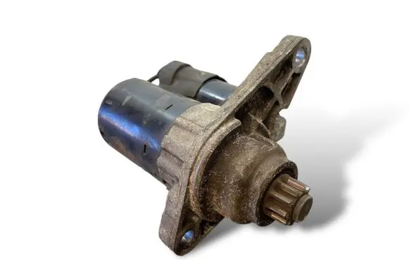 Volkswagen Golf V Starter motor
