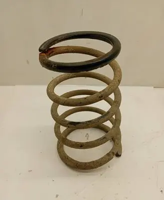 Nissan X-Trail T30 Rear coil spring