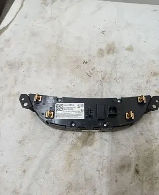 Chevrolet Volt II Climate control unit 000235226
