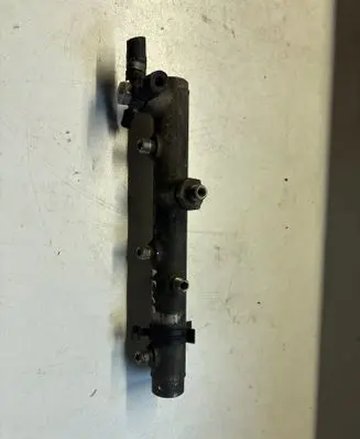 Audi A6 S6 C6 4F Fuel main line pipe F00R001823 059130090J