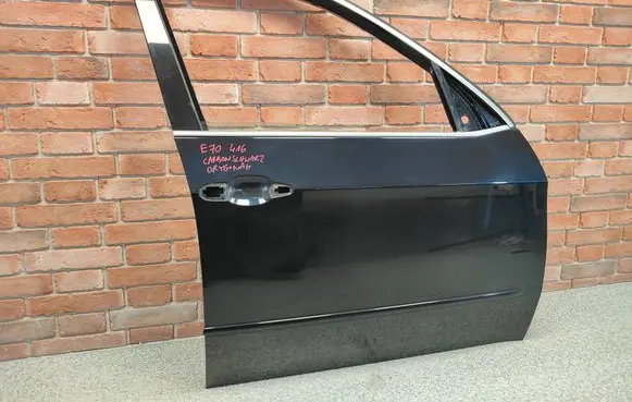 BMW X5 E70 Front door 7211424