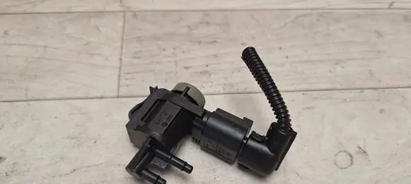 Audi A4 S4 B7 8E 8H Turbo solenoid valve 1J0906283C 1J0906283