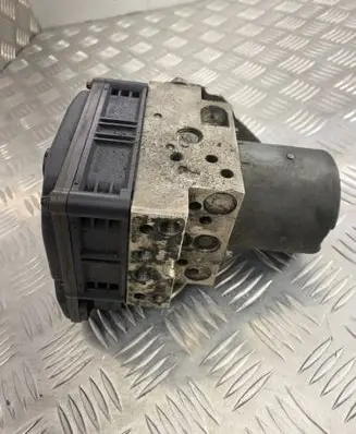 Audi A6 S6 C7 4G ABS Pump 4G0907379G