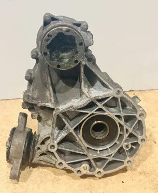 Maserati Ghibli Gearbox transfer box case 0670033010