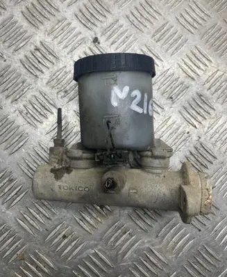 Nissan Patrol Y60 Master brake cylinder