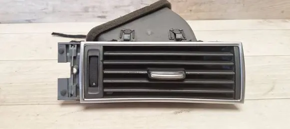 Audi A6 S6 C6 4F Dashboard side air vent grill/cover trim 4F1820902B 4F1820902