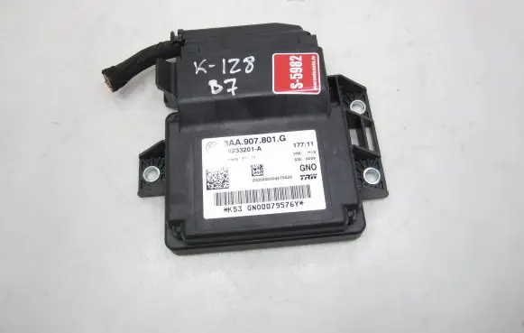 Volkswagen PASSAT B7 Brake system control unit/module 3AA907801G 18233201A GN00079576Y