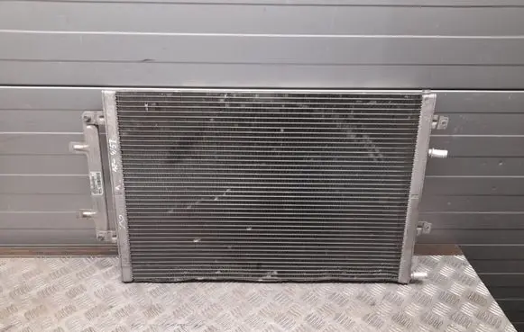 Audi A8 S8 D4 4H Coolant radiator 4H0145804A