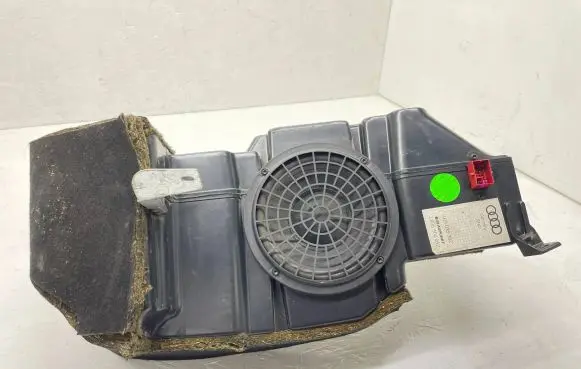 Audi A6 S6 C5 4B Subwoofer speaker 4B9035382 7606500052