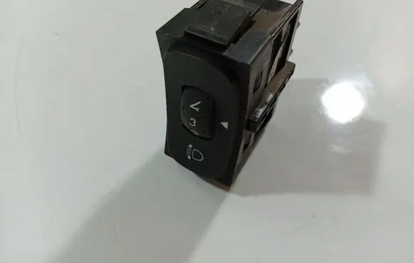 Renault Espace - Grand espace IV Headlight level height control switch 8200147868