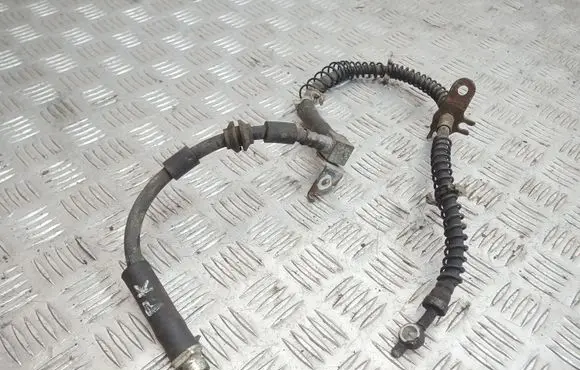 Land Rover Discovery 3 - LR3 Brake booster pipe/hose 
