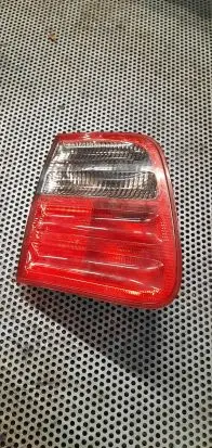 Mercedes-Benz E W210 Tailgate rear/tail lights A2108207364 32452101