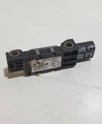 Audi A8 S8 D3 4E Airbag deployment crash/impact sensor 4B0959643C 081002 0231A0AJ008A