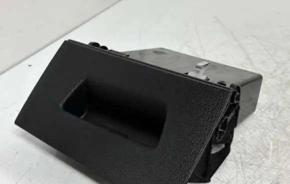 BMW 1 F20 F21 Dashboard storage box/compartment 9211310