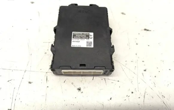 Toyota Prius+ (ZVW40) Gearbox control unit/module 8953576010