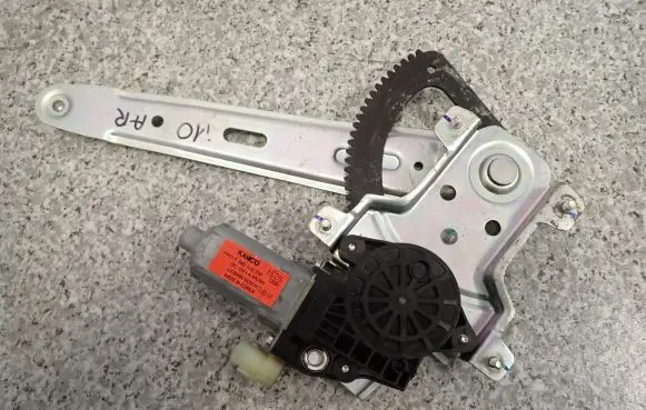 Hyundai i10 Front door window regulator with motor