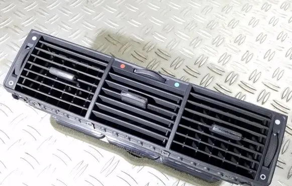 Audi A8 S8 D2 4D Dash center air vent grill 532540711A 5399388200 4D0820951