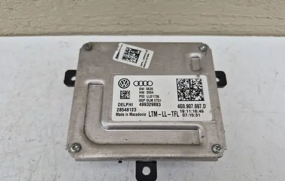 Audi Q5 SQ5 8R Headlight ballast module Xenon 4G0907697D