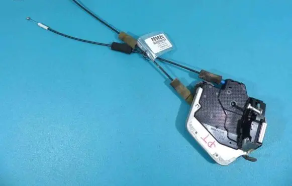 Lexus IS 220D-250-350 Rear door lock IMPRK889820