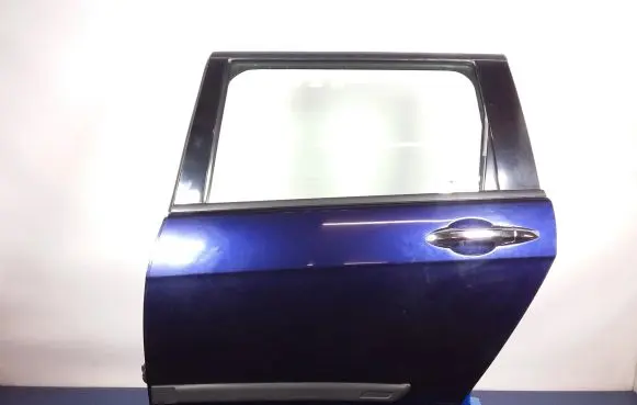 Rear door