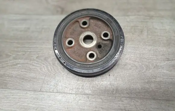 Volvo V70 Crankshaft pulley